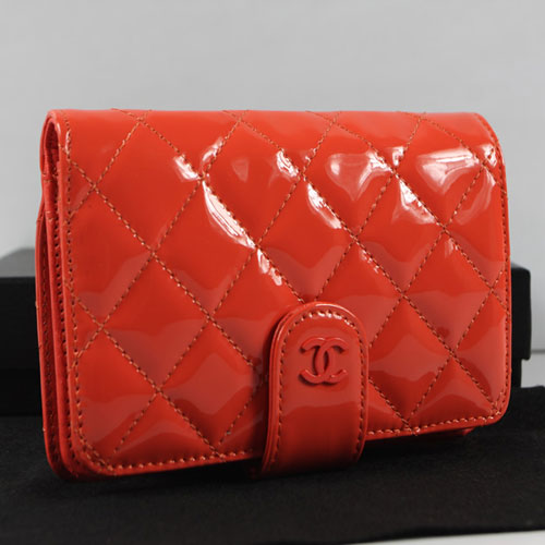 New Chanel Wallet With Salmon Pink Patent Leather--Globaltextiles.com