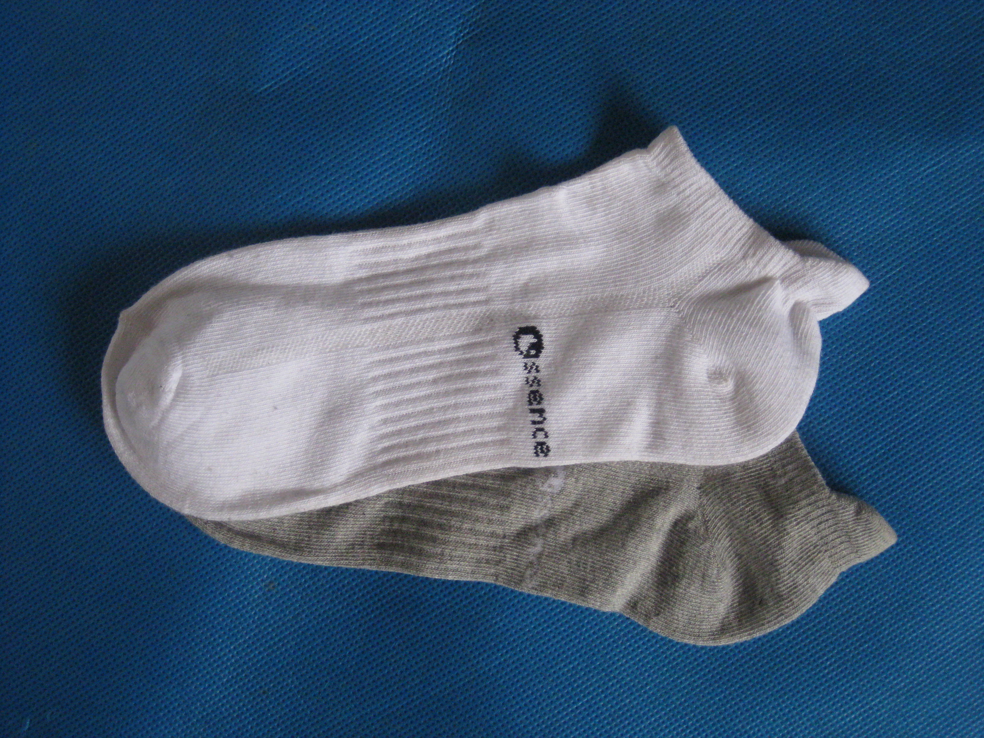 boys seamless socks