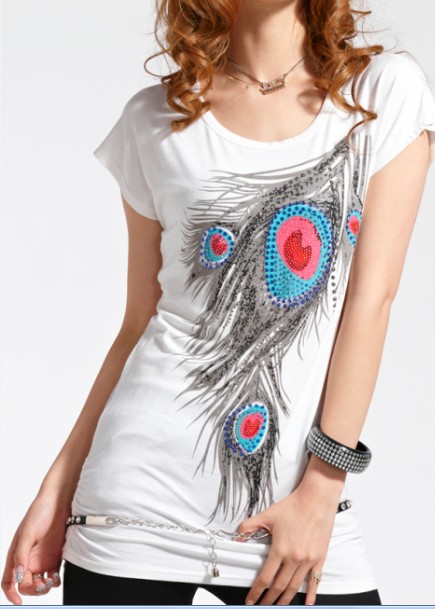 t shirt with feather design