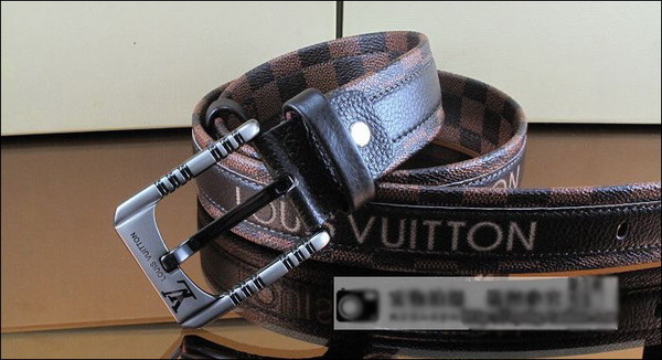 Louis Vuitton Brown Leather Belt--Globaltextiles.com