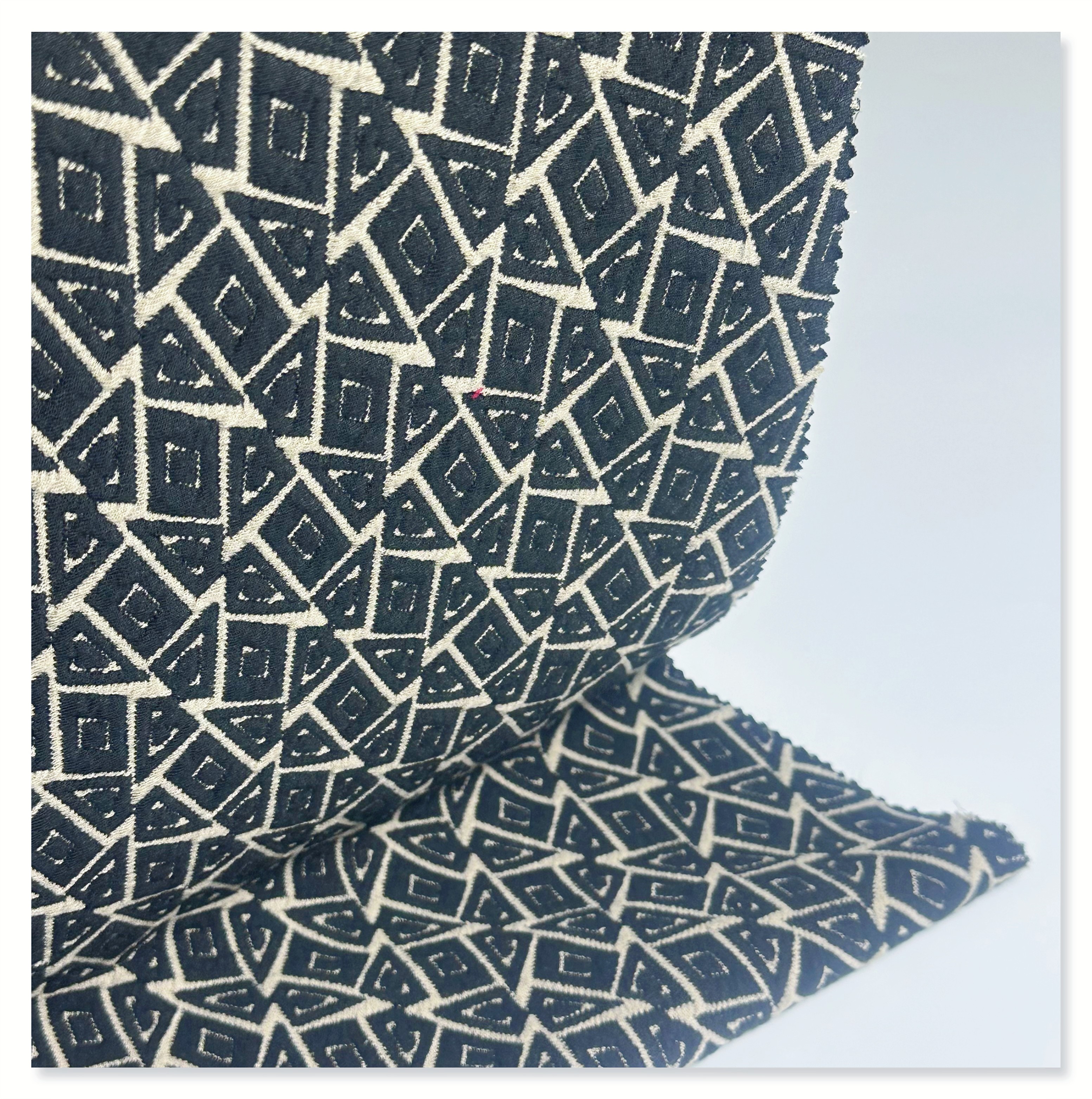 LA T/SP 96/4 Customized Hot Selling Jacquard Material Knitted Fabric spandex woven fabrics for clothing